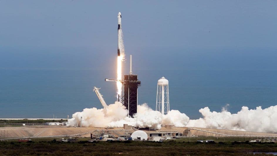 СМИ сообщили о запуске SpaceX загадочного космического аппарата